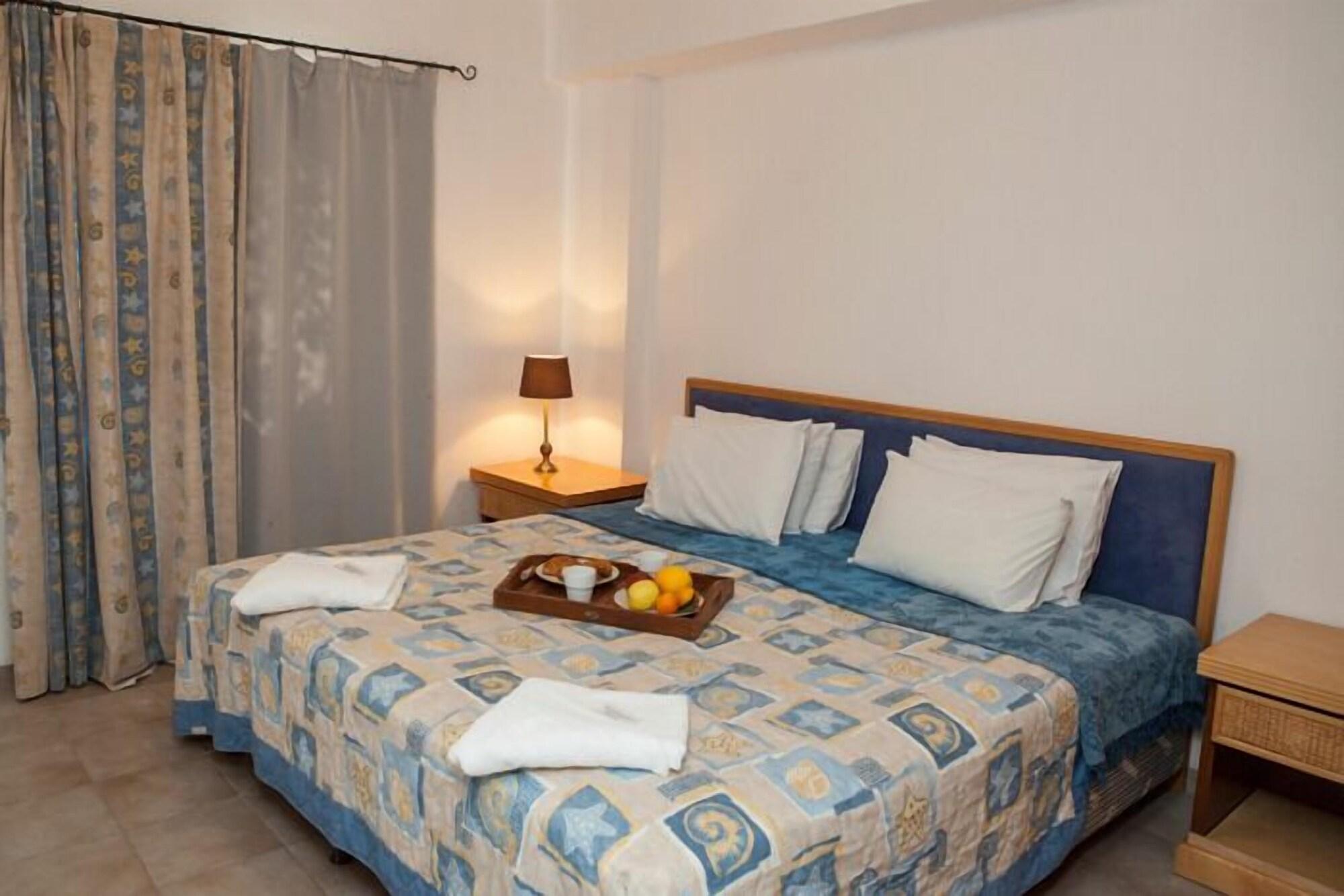 Alecos Hotel apartamentowy 3*