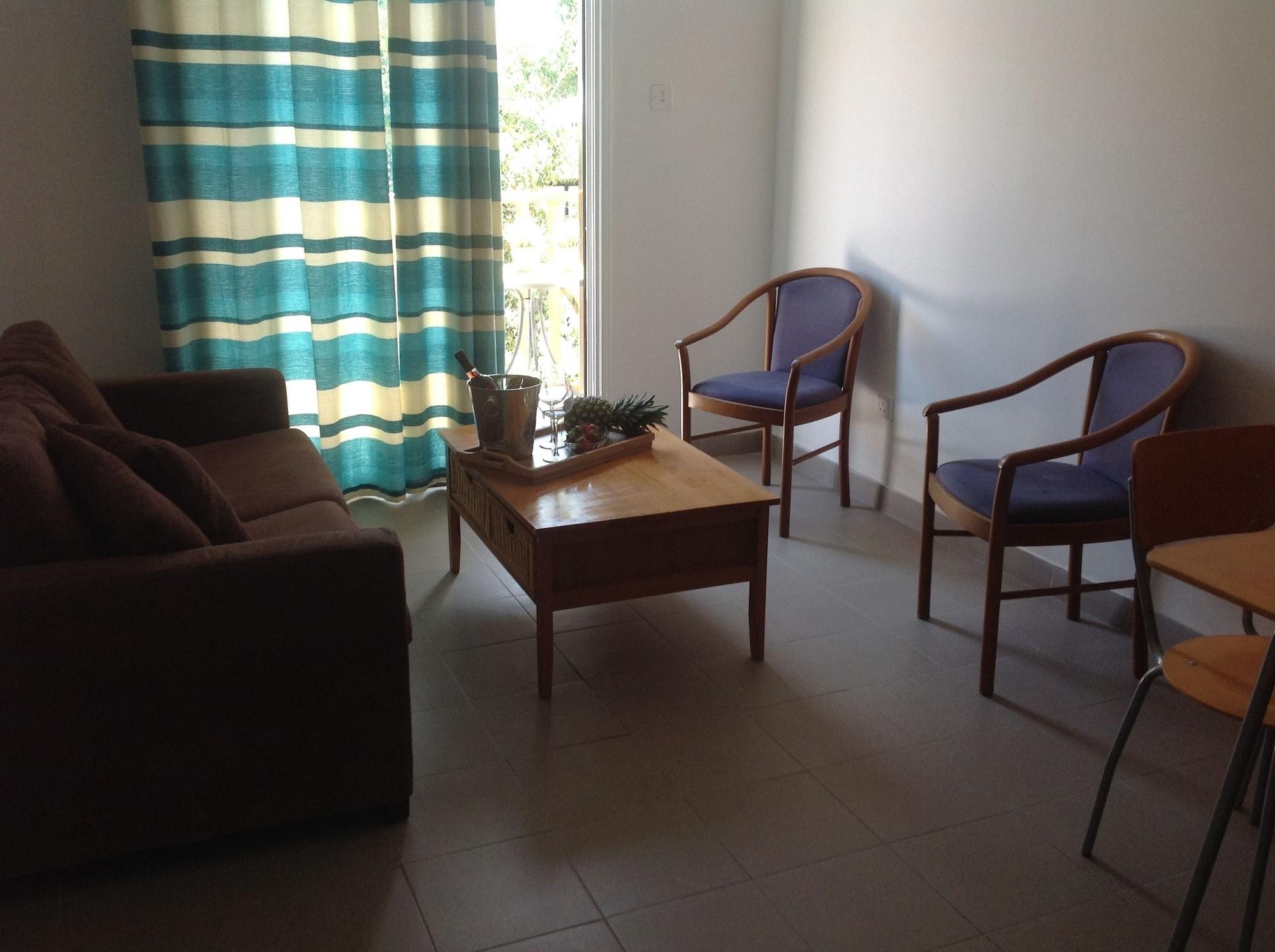 Alecos Hotel apartamentowy Pafos