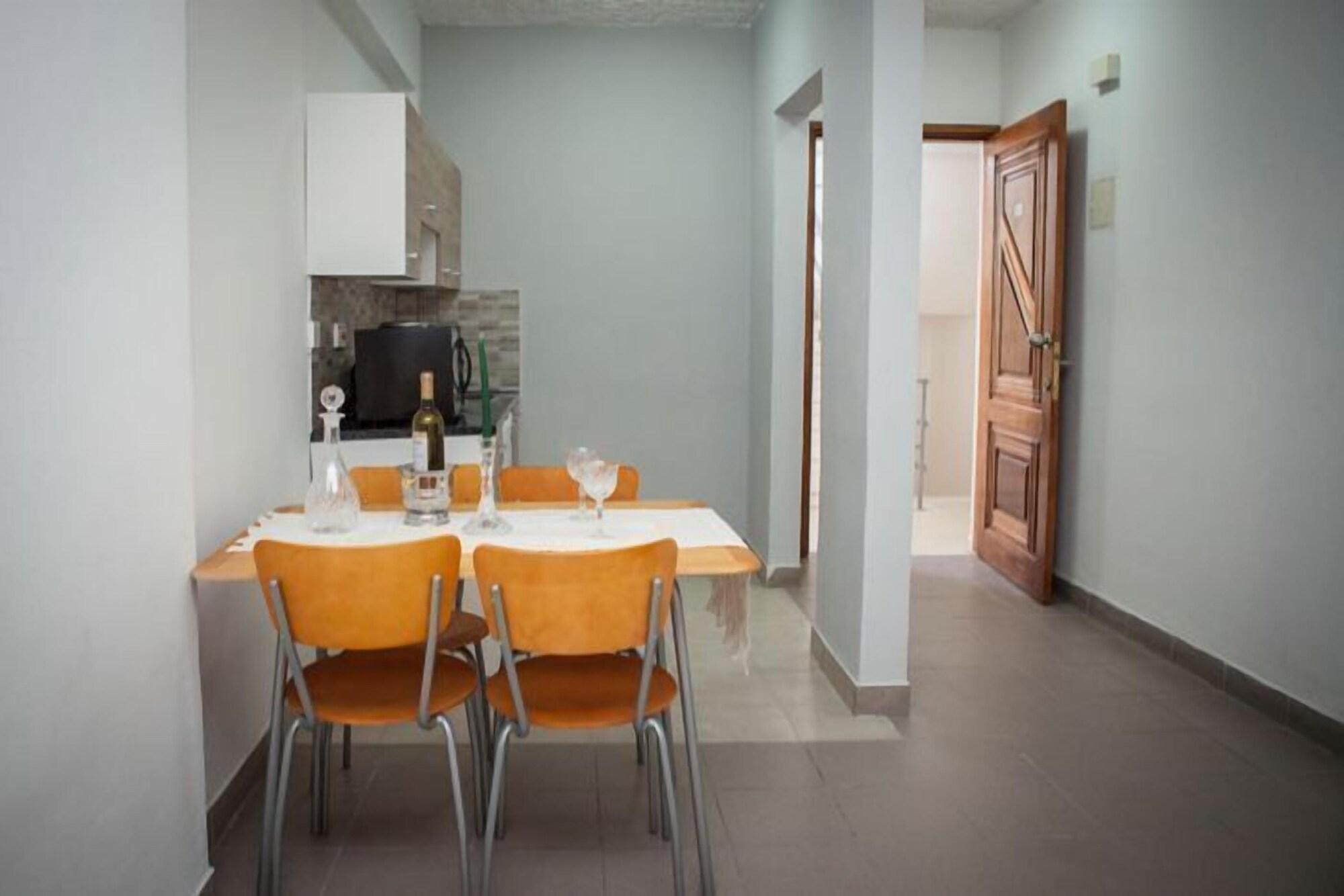 Hotel apartamentowy Alecos Pafos