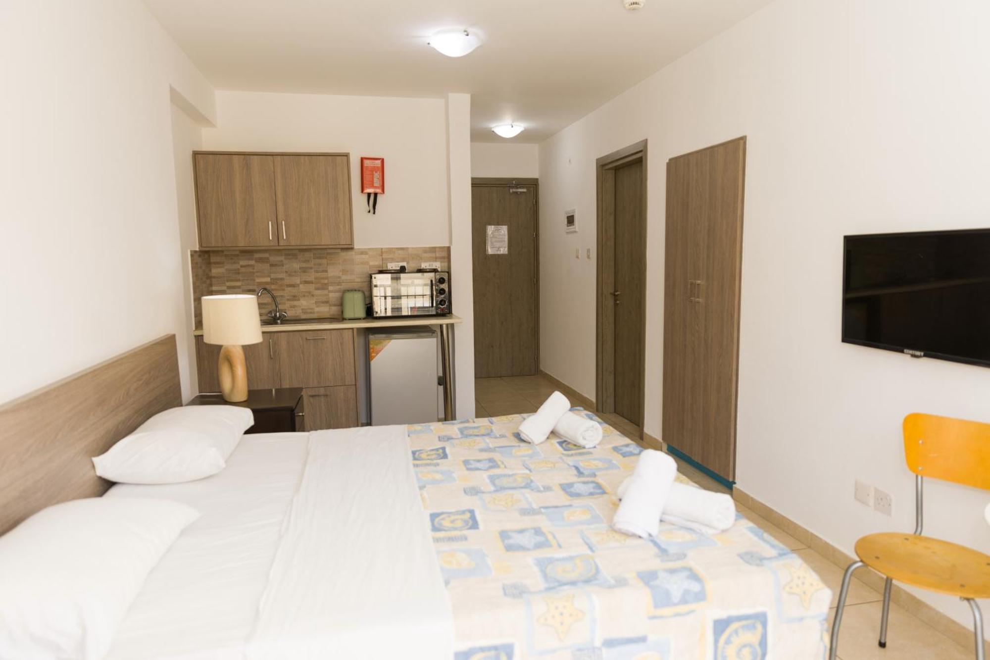 Hotel apartamentowy Alecos