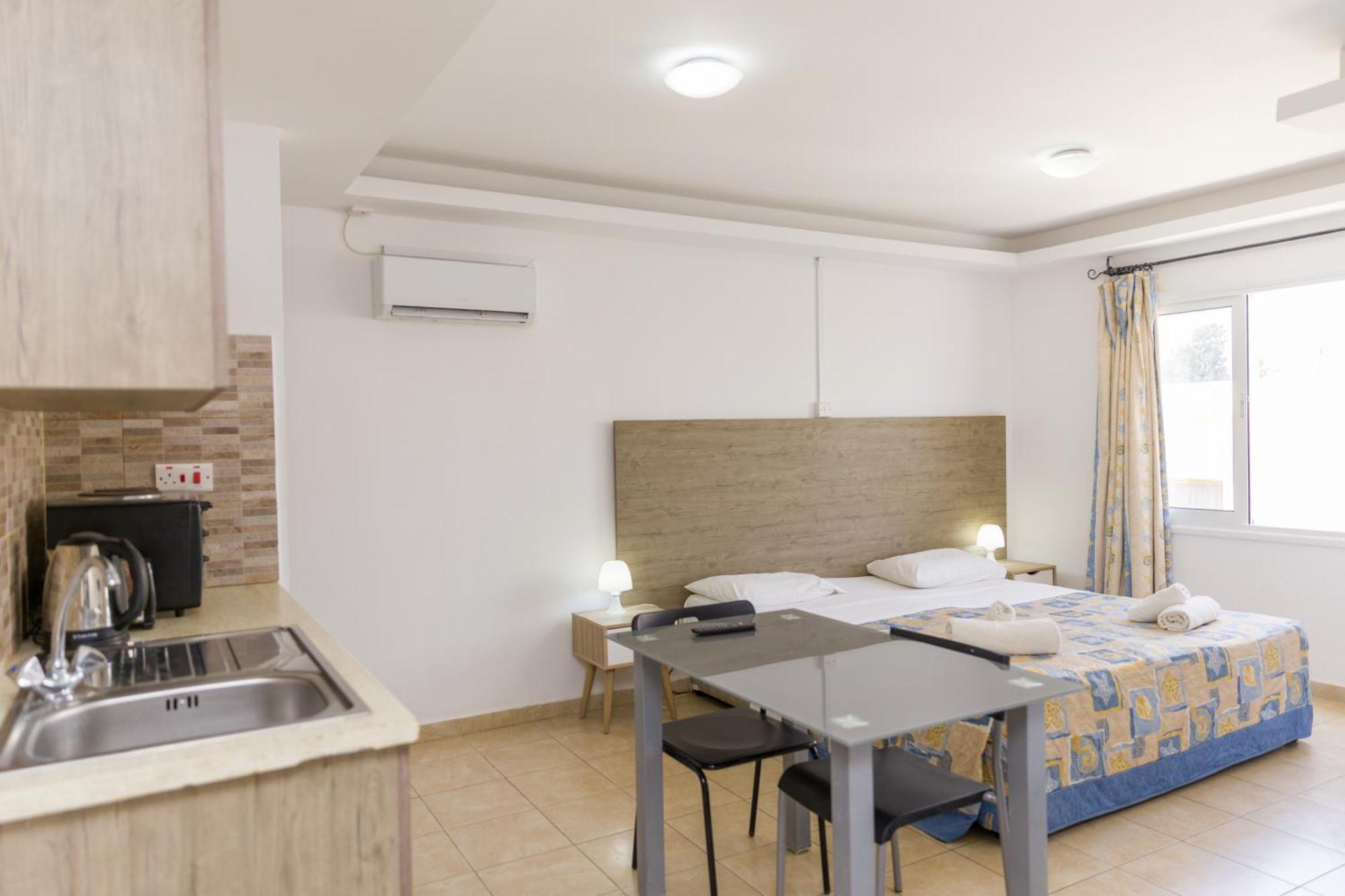 Hotel apartamentowy Alecos 3*